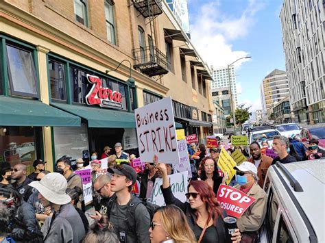 Oakland businesses plan Tuesday strike to protest crime